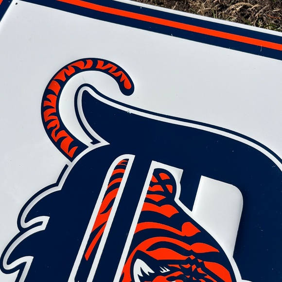 Vintage 90s Detroit Tigers MLB Metal / Tin Sign - Picture 7 of 7